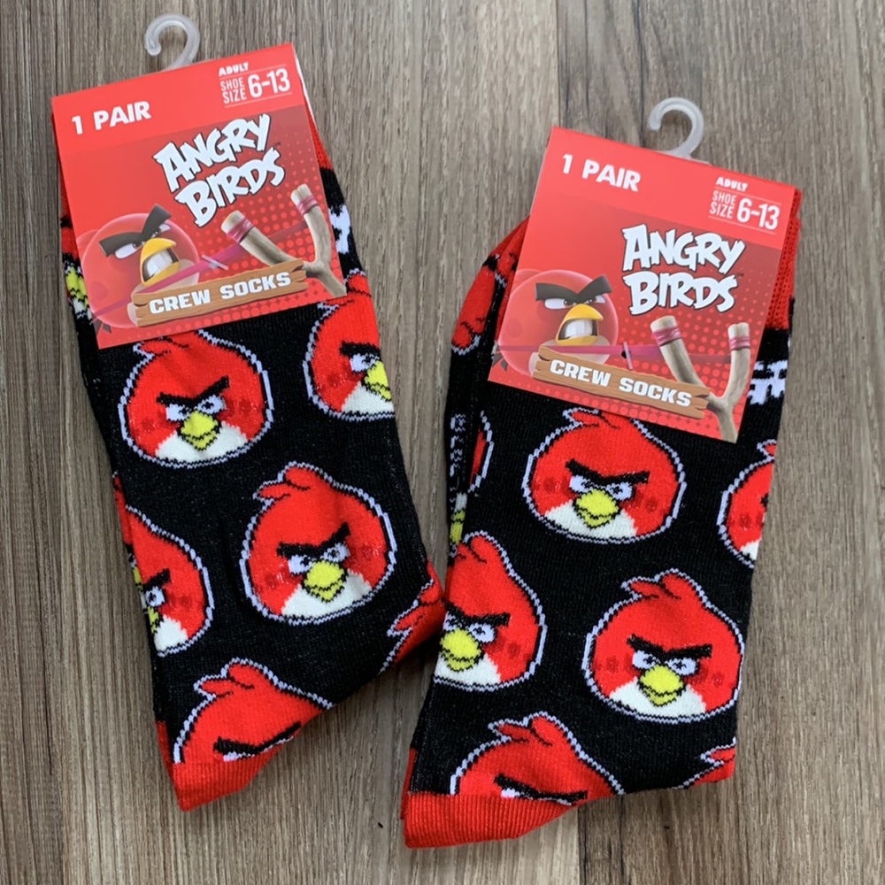 Crazy Universe Angry Birds Crew Socks Shoe size 6-13 Novelty Fun Sock New 2 Pair